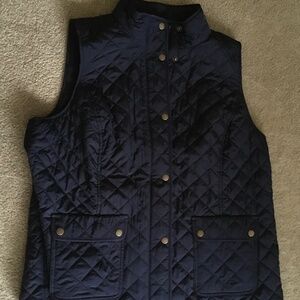 Talbots Plus size 1X quilted navy barn vest with brass buttons
